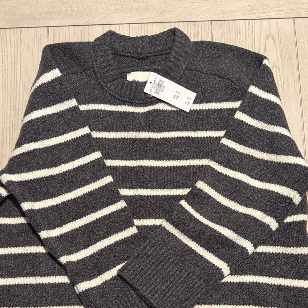 Abercrombie & Fitch Charcoal and White Striped Pullover